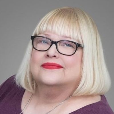 Real Estate Agent Melinda Zuber